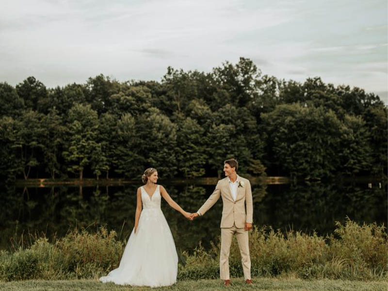The Links at Challedon wedding couple